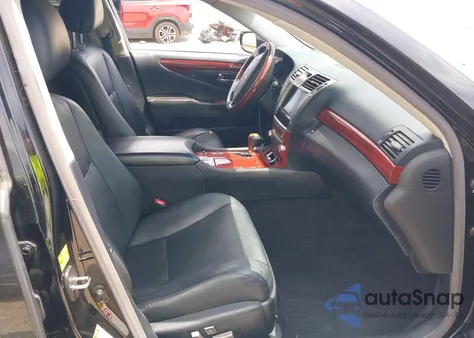 2012 Lexus Ls 460 z USA, uszkodzony, nr VIN JTHCL5EF5C5015324